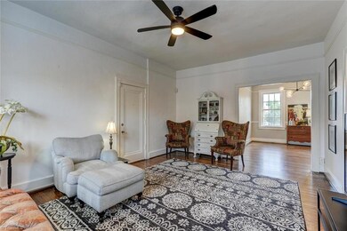 828 N Elm St unit A6, Greensboro, NC 27401 - photo 4