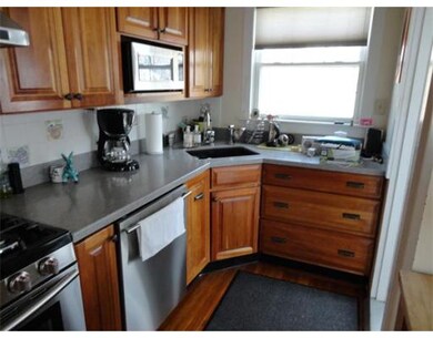 21 Kendrick Place, Amherst, MA 01002 - photo 2