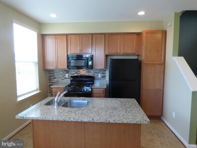 16772 Blackjack Oak Ln unit 42, Woodbridge, VA 22191 - photo 6