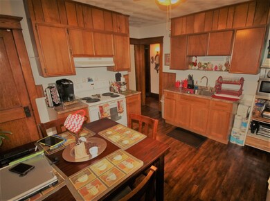 15 Mellen St, Chicopee, MA 01013 - photo 4