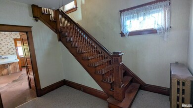 2013 16th St, Moline, IL 61265 - photo 6