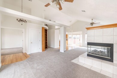 3611 Rim View Dr. Santa Clara (3 of 37)