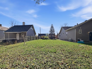 1556 Walsh Ave, Columbus, OH 43223 - photo 3