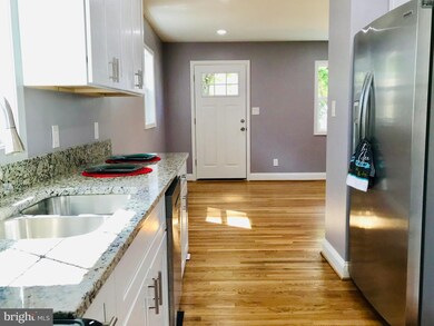 2105 Virginia Ave, Hyattsville, MD 20785 - photo 5