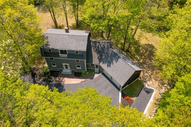 32 Valley -Exterior