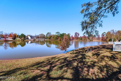 108 Robinson - Lake 1