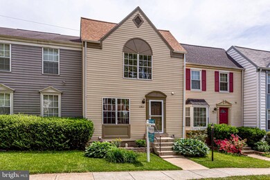 13817 Laura Ratcliff Ct, Centreville, VA 20121 - photo 2