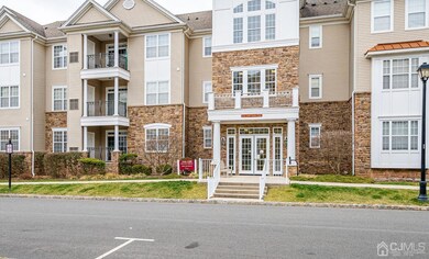 3205 Enclave Cir unit 13205, Somerset, NJ 08873 - photo 2