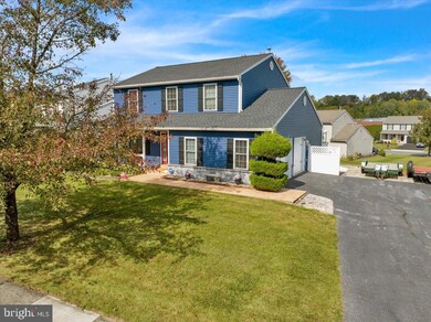 4555 Del Mar Dr, Reading, PA 19606 - photo 2