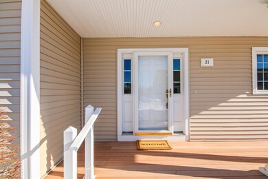 21 Sand Point Ln Cumberland - 4