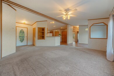 848 Middlesex Rd, Topsham, ME 04086 - photo 6