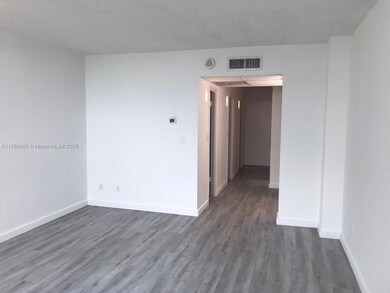 Oceanview Building B unit 1018, Sunny Isles Beach, FL 33160 - photo 3