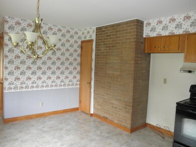 1310 Vinewood Dr, Columbus, OH 43229 - photo 5