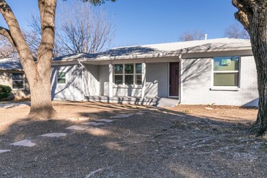 859 Sandell Dr, Fort Worth, TX 76108 - photo 2