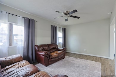 930 S 34th St, South Bend, IN 46615 - photo 7