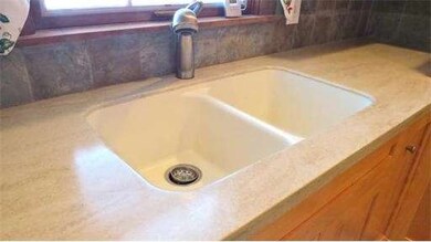 85 Rocky Hill Rd, Hadley, MA 01035 - photo 5