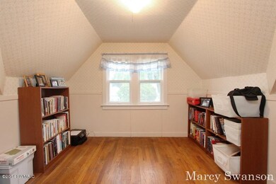 2035 Duiker Ave NE, Grand Rapids, MI 49505 - photo 6