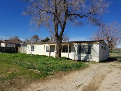 1115 w ave P14 Palmdale ca 93551 pic3