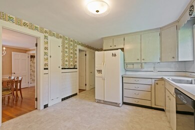 10 Dartmouth Rd, Marblehead, MA 01945 - photo 5