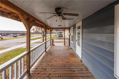 1607 N 8th St, Neodesha, KS 66757 - photo 7