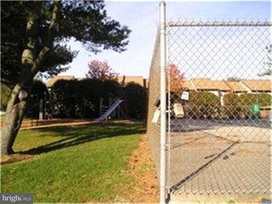 5423 Golfview Dr unit 5B3, Wilmington, DE 19808 - photo 6