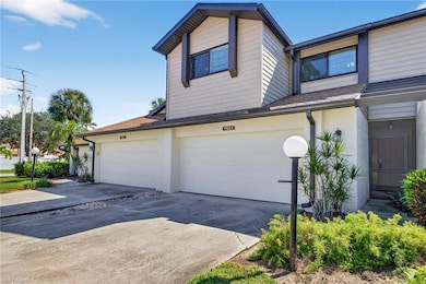 11653 Pointe Cir, Fort Myers, FL 33908 - photo 2