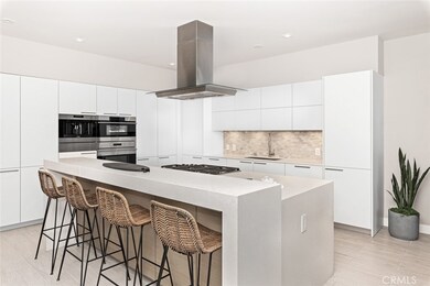 2280 Newport Blvd unit 203, Newport Beach, CA 92663 - photo 2