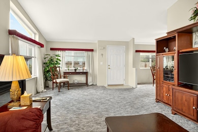 555 Freeman Rd unit 204, Central Point, OR 97502 - photo 4