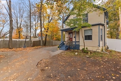 721 Pleasant St, Brockton, MA 02301 - photo 4