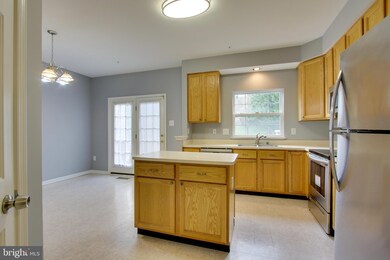 9958 Sherwood Farm Rd, Owings Mills, MD 21117 - photo 6