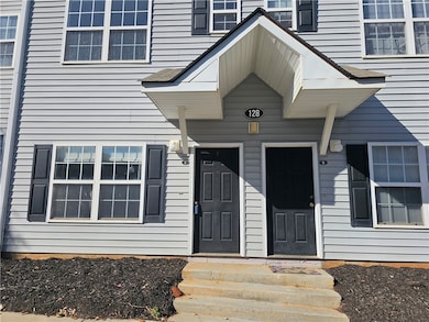 128 University Village Dr unit C, Central, SC 29630 - photo 2