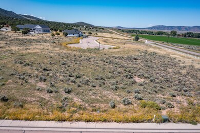 1555 W Flint Cir, Parowan, UT 84761 - photo 4