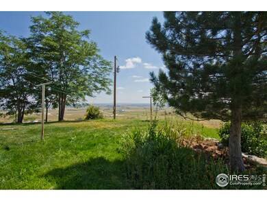 Flat areas on top and bottom