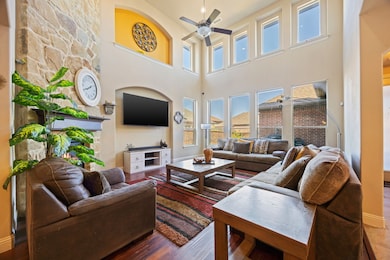 1123 Autumn Mist Way, Arlington, TX 76005 - photo 3