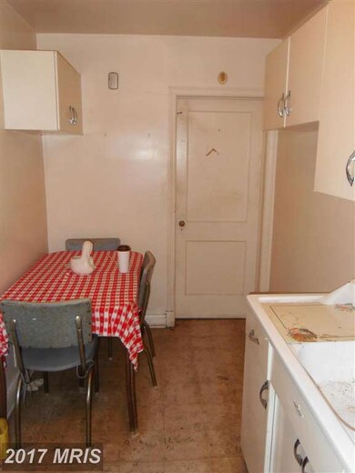 4119 Shannon Dr, Baltimore, MD 21213 - photo 7