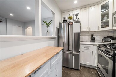 190-05 39th Ave unit 140, Flushing, NY 11358 - photo 4