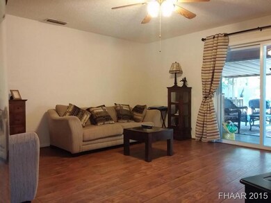 302 Cottonwood Dr, Copperas Cove, TX 76522 - photo 2