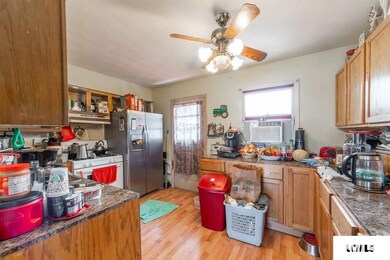 1619 Pekin St, Lincoln, IL 62656 - photo 5