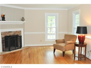 Living Room - Hardwood Floors, Wood Burning Fire P