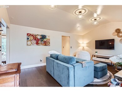 8 Britten Ct, Lake Oswego, OR 97035 - photo 6