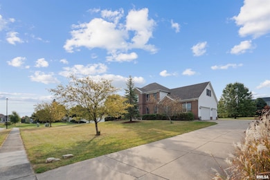 1830 Cromwell Cir, Davenport, IA 52807 - photo 2