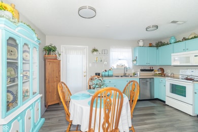 765 Indigo Ct, Greenfield, IN 46140 - photo 5