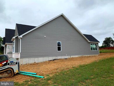 225 Moonstone Dr, Kearneysville, WV 25430 - photo 6