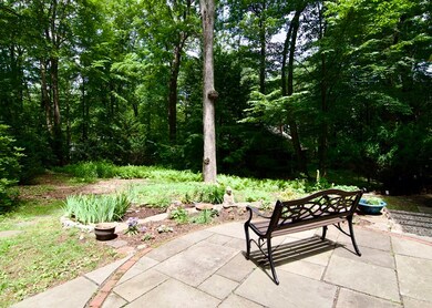 130 Red Gate Ln, Amherst, MA 01002 - photo 7