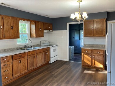 Nice Country Kitchen
