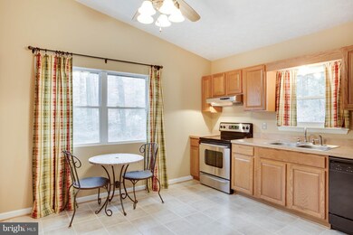 23550 Kingston Creek Rd, California, MD 20619 - photo 4