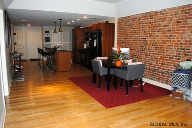 370 Broadway unit 5, Albany, NY 12207 - photo 6