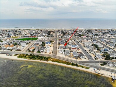 125 7th Ave Seaside Park NJ-large-006-00