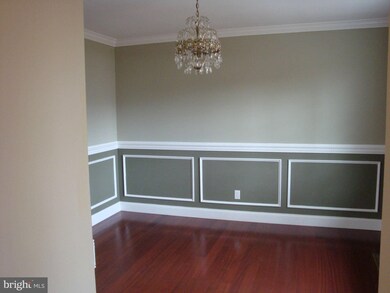 23305 Lakeview Dr unit 25, California, MD 20619 - photo 5