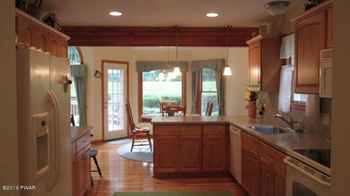 325 Surrey Dr, Lords Valley, PA 18428 - photo 7